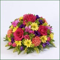 Florists_Birmingham_Joannes Florist and Tea Room_Posy.jpg