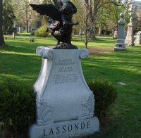 Headstones_Plaques_Monuments_Orillia_Signature_Memorials_Limited_Granite_Headstone.JPG