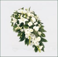 Florists_Cambridge_Barnwell Florists_Casket Spray.jpg